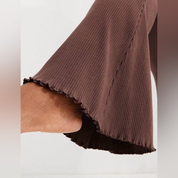 Aerie Kick It Ribbed Super Flare Pants - Picture 3 of 11
